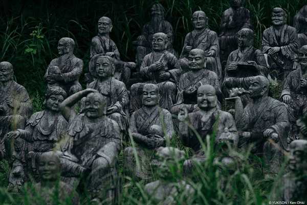 Nỗi ám ảnh từ những bức tượng biết đi tại công viên ma Nhật Bản - Ảnh 13.