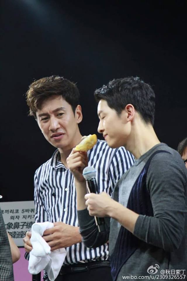 Song Joong Ki bị thử th&aacute;ch ăn sầu ri&ecirc;ng: Su&yacute;t n&ocirc;n nhưng quyết kh&ocirc;ng bỏ cuộc! - Ảnh 2.