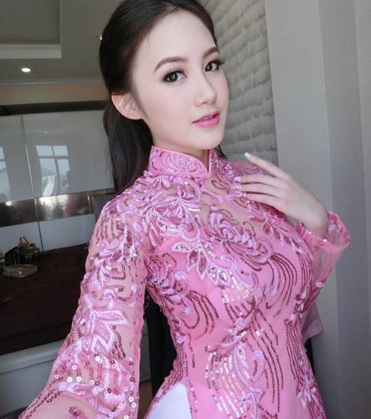 Vừa giàu, vừa xinh, vừa giỏi: Đây chính là hot girl số 1 của Lào, và cô ấy là người gốc Việt! - Ảnh 12.