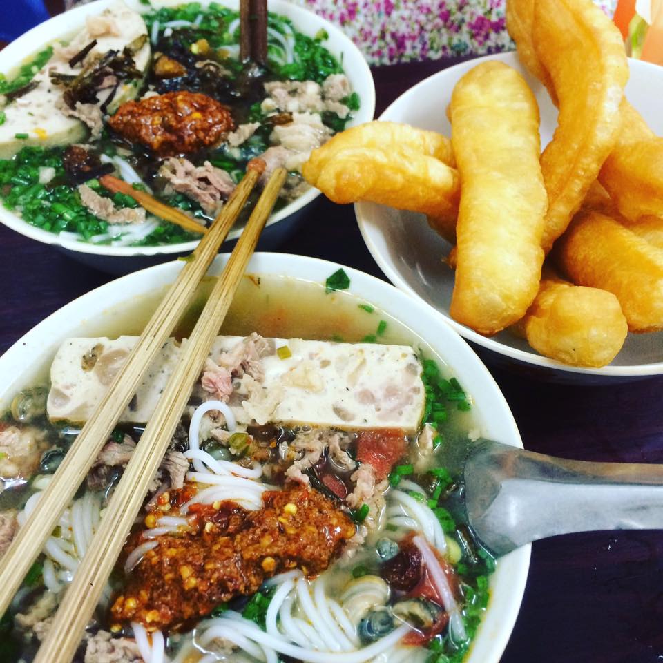 Đi ăn bún riêu khắp nơi thì không đâu bằng 6 quán ăn siêu ngon ở Hà Nội này - Ảnh 18.