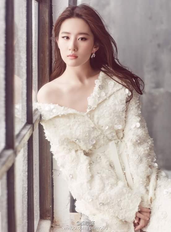 Angela Baby vượt mặt Phạm Băng Băng, Dương Mịch về mặt gi&aacute; trị thương mại h&igrave;nh ảnh - Ảnh 12.