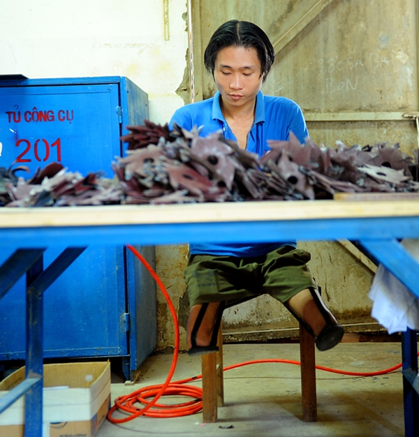 Nhìn những nghị lực sống phi thường ấy, sẽ chẳng ai còn muốn cay nghiệt với cuộc đời... - Ảnh 8.