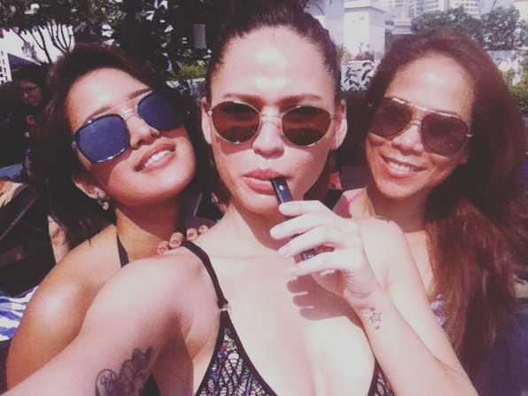 Kh&ocirc;ng chỉ trai đẹp, g&aacute;i xinh ở Tết t&eacute; nước Th&aacute;i Lan cũng nhiều kh&ocirc;ng đếm xuể! - Ảnh 5.