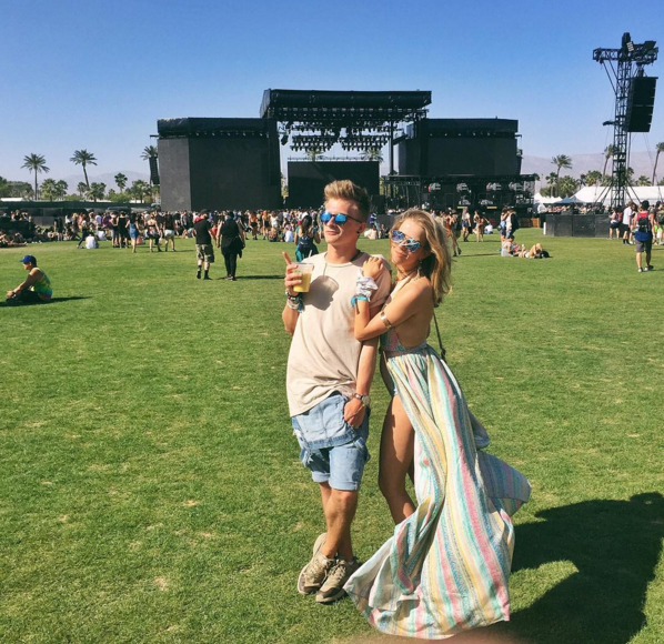 Coachella: Lễ hội nhiều cô nàng xinh và hot nhất nước Mỹ!  - Ảnh 14.