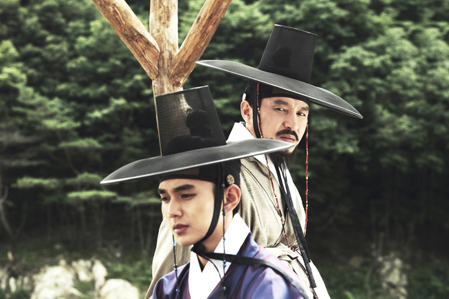 Yoo Seung Ho giả g&aacute;i đi&ecirc;u luyện, c&ugrave;ng Xiumin (EXO) l&agrave;m tr&ugrave;m lừa đảo - Ảnh 15.