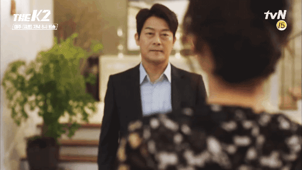 “K2”: Ji Chang Wook – Yoona bí mật hẹn hò trên nóc nhà - Ảnh 14.