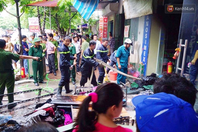 Hà Nội: Cháy nhà 5 tầng ở khu giãn dân Mỗ Lao, 3 người bị thương - Ảnh 2.