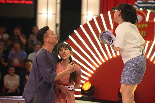 Mu&ocirc;n v&agrave;n cảm x&uacute;c kh&oacute; đỡ của gi&aacute;m khảo c&aacute;c show thực tế năm qua - Ảnh 24.