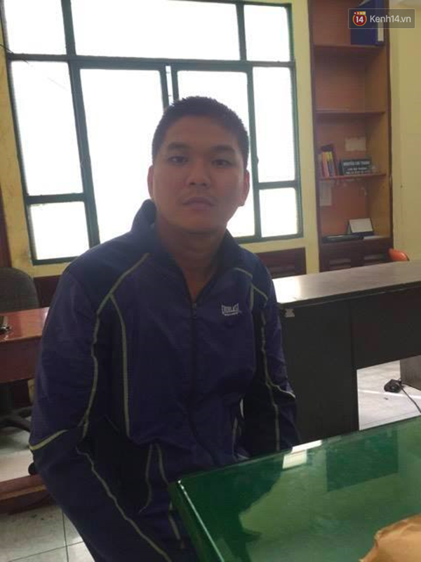 Bắt th&ecirc;m 1 đối tượng trong băng nh&oacute;m kề dao, ch&iacute;ch roi điện cướp giật ở S&agrave;i G&ograve;n - Ảnh 3.