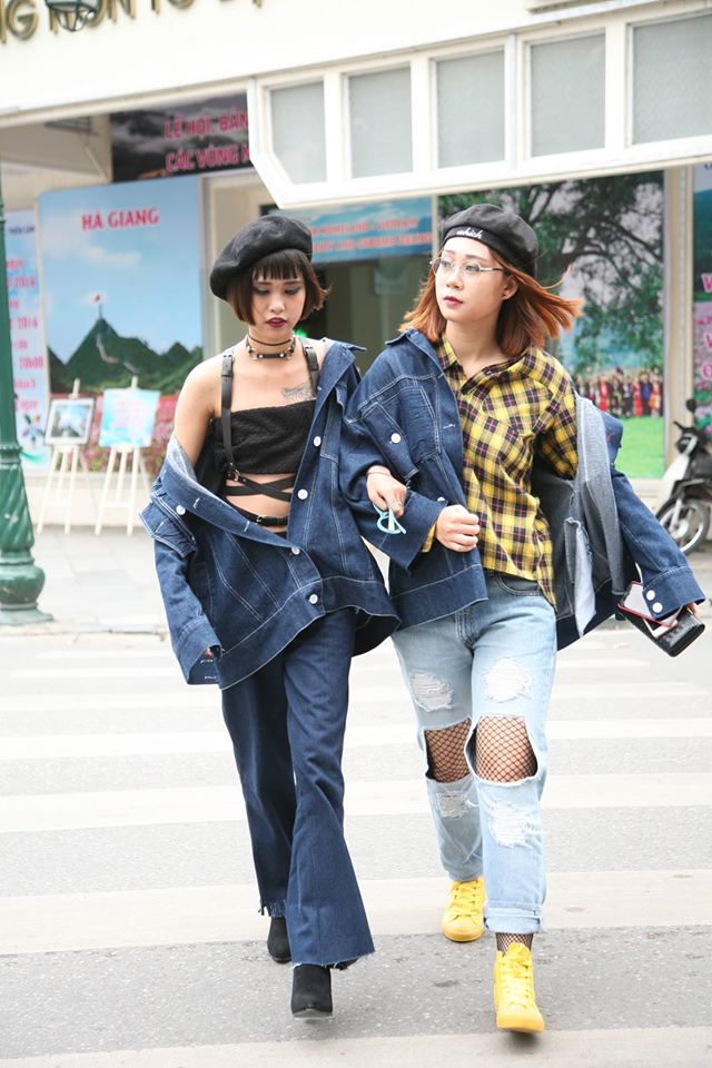 Nhân vật đặc biệt nhất Vietnam International Fashion Week: 82 tuổi vẫn chụp street style nhiệt tình - Ảnh 17.