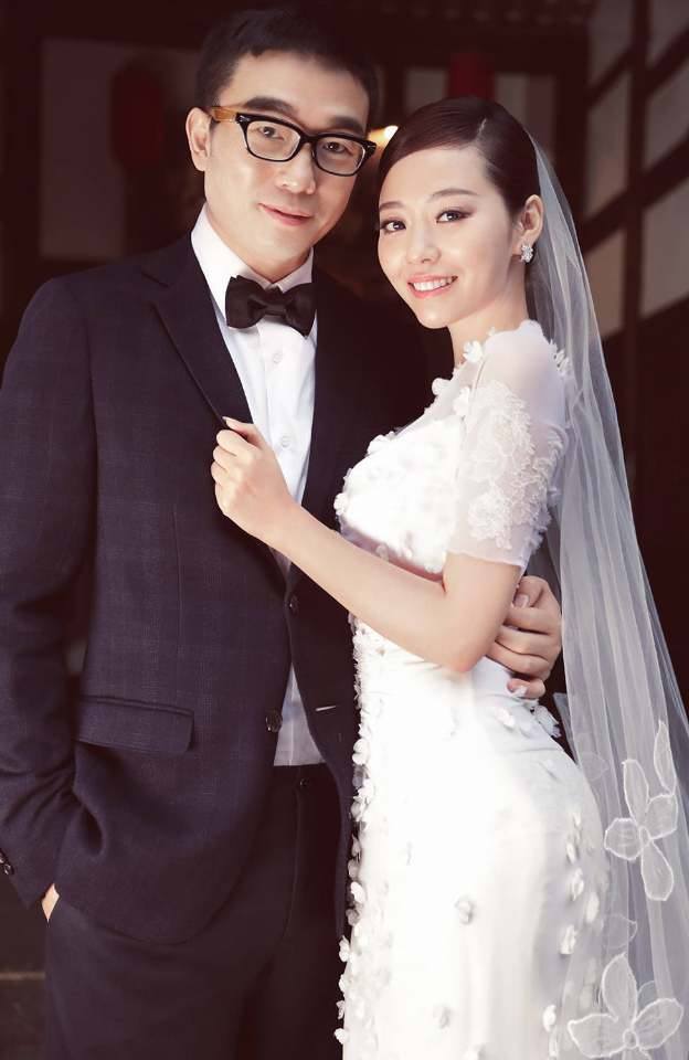 Bị phản đối chuyện tình cảm, diva Trung Quốc quyết không mời mẹ tới đám cưới - Ảnh 35.