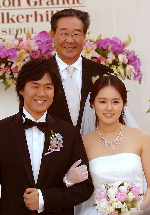 Mỹ nhân Mặt trăng ôm mặt trời Han Ga In vừa hạ sinh con gái đầu lòng sau 10 năm kết hôn - Ảnh 2.
