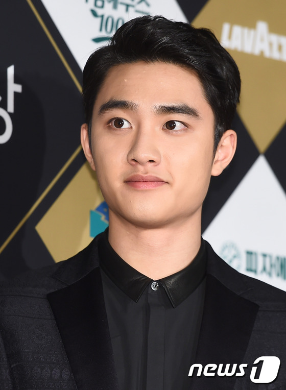 D.O. (EXO) nổi bần bật, Seolhyun (AOA) khoe lưng trần quyến rũ trên thảm đỏ Max Movie Awards 2016 - Ảnh 3.