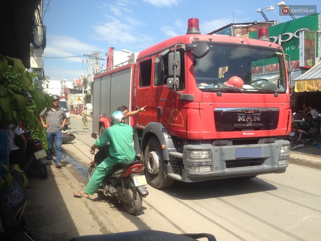 TP. HCM: Va chạm với xe cứu hỏa, người đ&agrave;n &ocirc;ng tử vong - Ảnh 1.