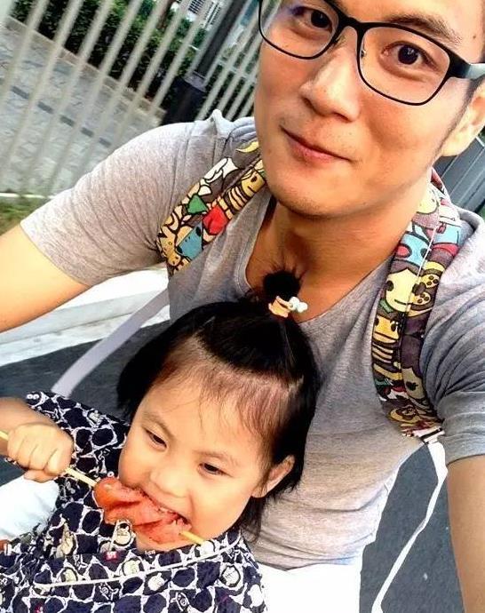 V&igrave; con g&aacute;i, &ocirc;ng bố trẻ đ&atilde; quyết t&acirc;m giảm gần 50kg v&agrave; lột x&aacute;c th&agrave;nh nam thần - Ảnh 5.