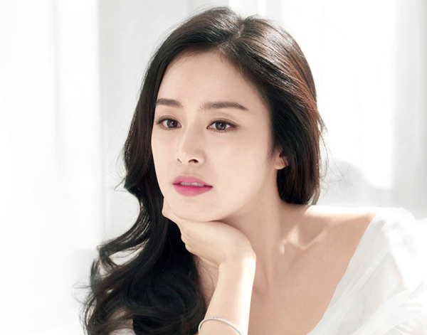 Kim Tae Hee, Yoona (SNSD) giành số phiếu khủng trong BXH nữ thần sắc đẹp Hàn các thế hệ - Ảnh 5.