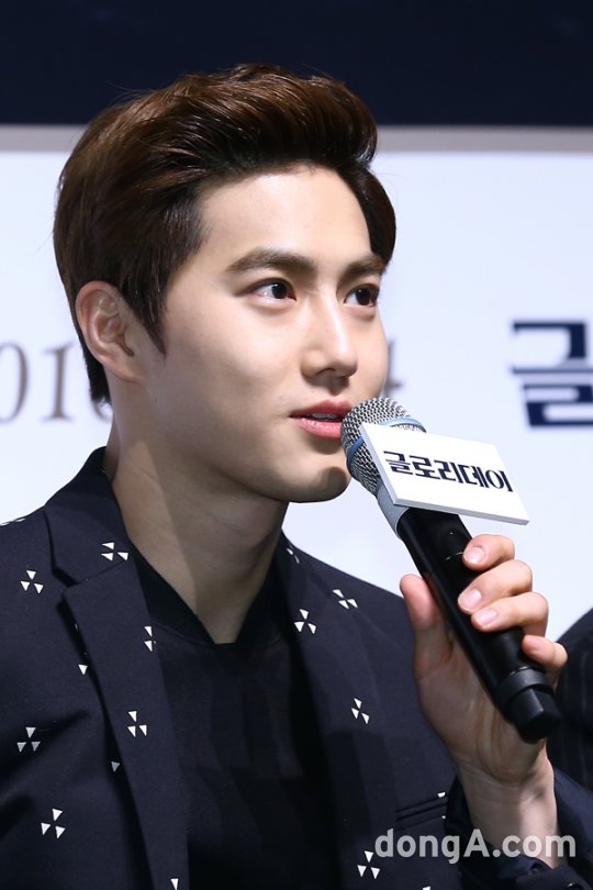 Suho (EXO) điển trai, thân thiết bên dàn mỹ nam mới nổi của điện ảnh Hàn - Ảnh 4.