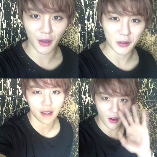 Junsu th&uacute; nhận l&agrave; fan bự của Hậu Duệ Mặt Trời - Ảnh 1.