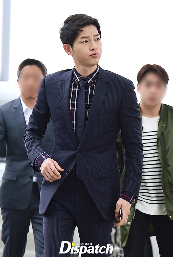 Song Joong Ki cool ngầu hơn soái ca, đọ vẻ điển trai cùng mỹ nam Seo Kang Joon - Ảnh 5.