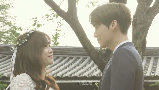 Sau hôn lễ, Ahn Jae Hyun chưa muốn có con với Goo Hye Sun - Ảnh 1.