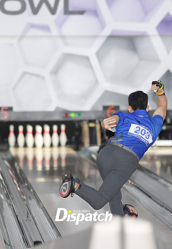 Fan ph&aacute;t cuồng v&igrave; vẻ nghi&ecirc;m t&uacute;c của Kim Soo Hyun, Lee Hong Ki ở giải đấu bowling chuy&ecirc;n nghiệp - Ảnh 6.