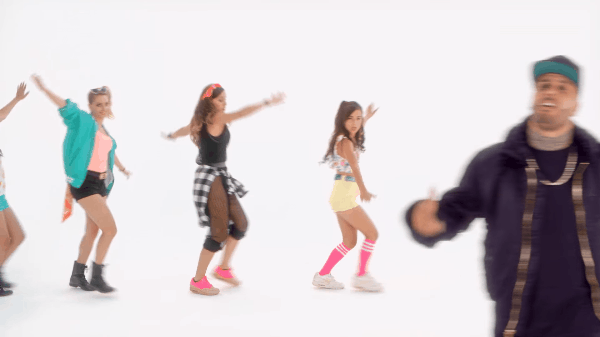 Bạn nhận ra bao nhi&ecirc;u trứng phục sinh trong video YouTube Rewind si&ecirc;u hay năm nay? - Ảnh 2.