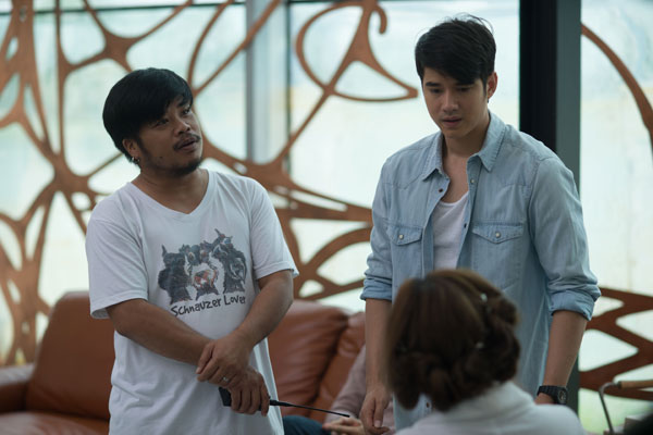 Mario Maurer sợ tè ra quần khi trông thấy ma trong “Take Me Home” - Ảnh 18.