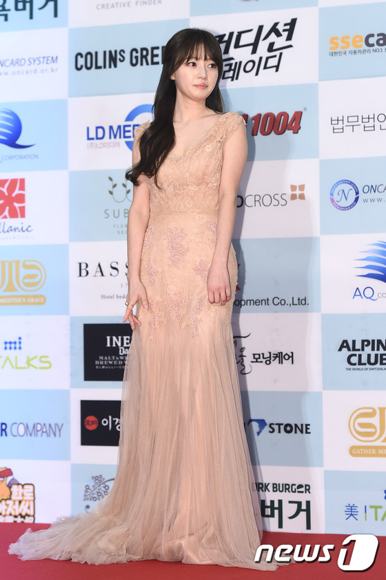 Giải Oscar Hàn Quốc 2016: Hạng mục điện ảnh vắng bóng “The Handmaiden” và “Train to Busan”! - Ảnh 17.