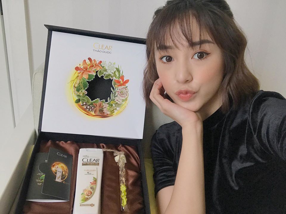 các kiểu tóc xinh đi chơi lễ