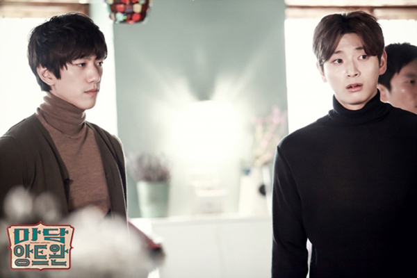 Qu&yacute; C&ocirc; Antoine: Đỏ mặt với nụ h&ocirc;n s&acirc;u chuy&ecirc;n nghiệp của Sung Joon - Ảnh 2.