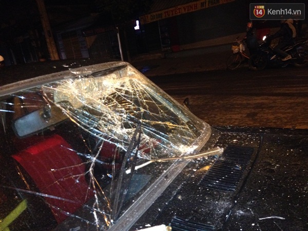 Đ&atilde; x&aacute;c định được danh t&iacute;nh t&agrave;i xế xe đi&ecirc;n g&acirc;y tai nạn li&ecirc;n ho&agrave;n tại Ng&atilde; Ba Bia - Ảnh 1.