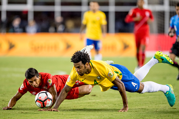 Sốc: Bàn thắng bẩn khiến Brazil chia tay Copa America 2016 từ vòng đấu bảng - Ảnh 3.