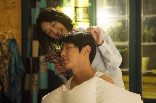 Tứ ca Lee Jun Ki sẽ có nhiều cảnh nóng với bạn diễn Châu Đông Vũ - Ảnh 2.