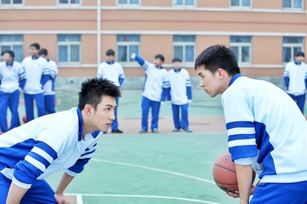 &ldquo;Thượng Ẩn&rdquo; - Chuyện t&igrave;nh đồng t&iacute;nh của c&aacute;c mỹ nam g&acirc;y sốt đầu năm - Ảnh 10.