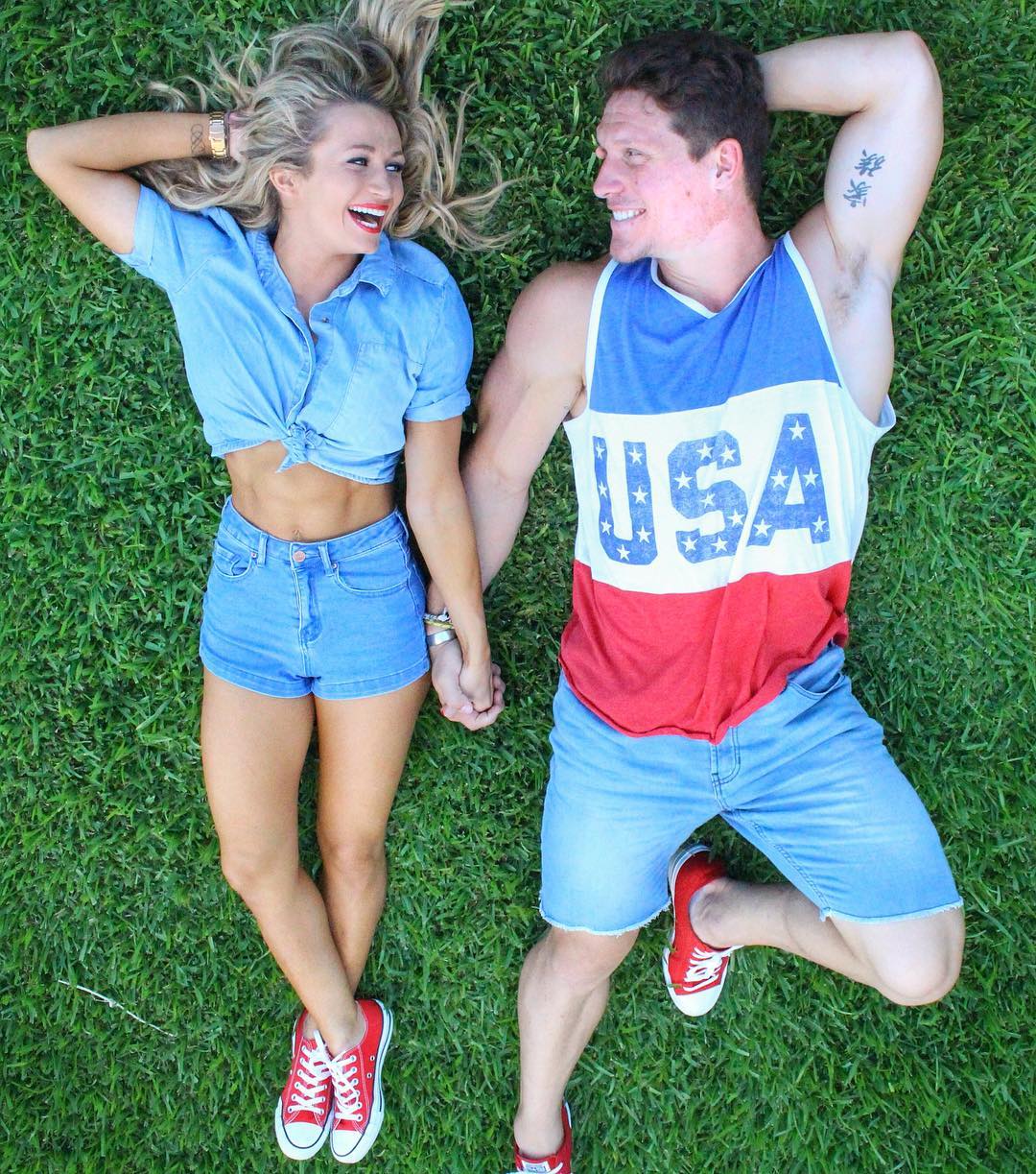 Cặp đ&ocirc;i ph&ograve;ng gym với những m&agrave;n biểu diễn si&ecirc;u vi diệu: Đ&atilde; y&ecirc;u l&agrave; phải đẹp l&ecirc;n c&ugrave;ng nhau! - Ảnh 12.