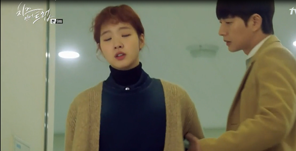 “Cheese In The Trap”: Park Hae Jin chia tay người yêu vì hiểu lầm tai hại - Ảnh 20.