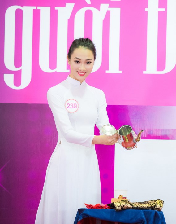 ĐH Ngoại thương: Ngôi trường có tới 5 thí sinh là ứng cử viên sáng giá nhất của Hoa hậu Việt Nam 2016! - Ảnh 10.
