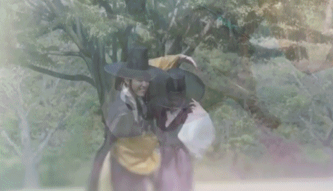 &ldquo;Moonlight&rdquo;: Kim Yoo Jung được Thế tử Bo Gum t&igrave;m lại người mẹ thất lạc - Ảnh 33.