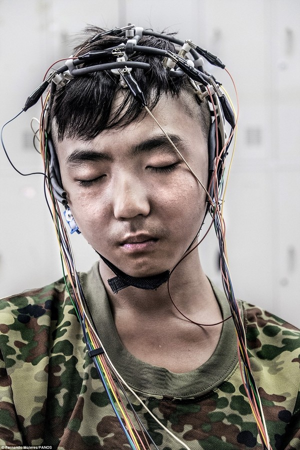 Bên trong trại cai nghiện Internet khắc nghiệt nổi tiếng Bắc Kinh - Ảnh 7.