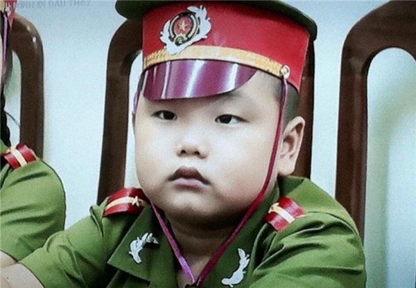 4 nhóc tì cute lạc lối của TV Show Việt năm qua - Ảnh 24.