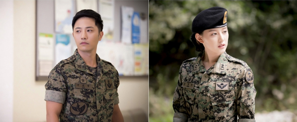 &ldquo;Hậu Duệ Mặt Trời&rdquo;: N&iacute;n thở với cảnh tắm n&oacute;ng bỏng của Song Joong Ki - Ảnh 35.
