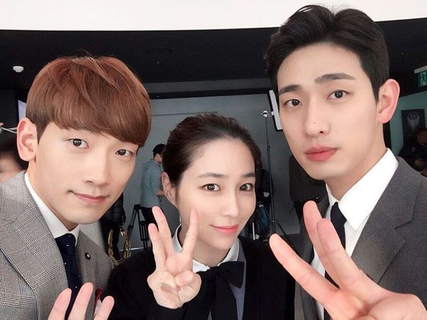 &ldquo;Come Back Mister&rdquo;: Bi Rain &ldquo;bỏng mắt&rdquo; trước th&acirc;n h&igrave;nh gợi cảm của Oh Yeon Seo - Ảnh 31.