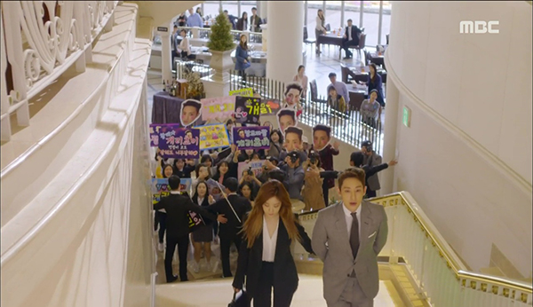 Fan Cún Ryu Jun Yeol sẽ sáng rỡ mắt với hình ảnh CEO ngầu lòi trong “Lucky Romance”! - Ảnh 20.