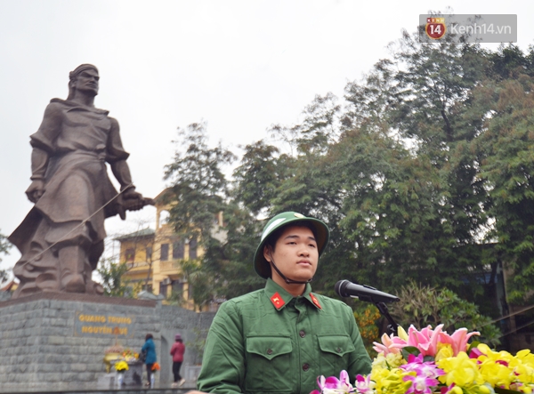 Hà Nội: Những hình ảnh xúc động trong buổi giao nhận quân 2016 - Ảnh 3.