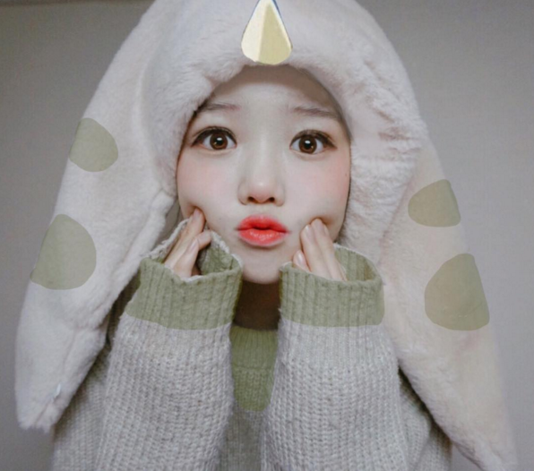 Bạn có đoán được cô gái trong những tấm hình này bao nhiêu tuổi không? - Ảnh 4.