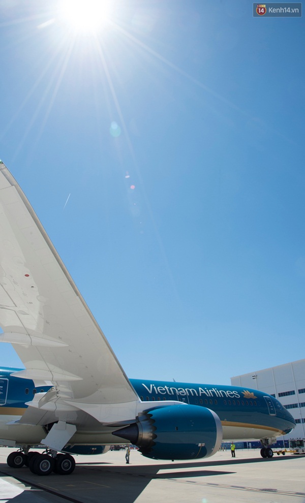 Hình ảnh đầu tiên về chiếc máy bay Boeing 787 của VNA vừa có màn trình diễn ấn tượng tại Mỹ - Ảnh 3.