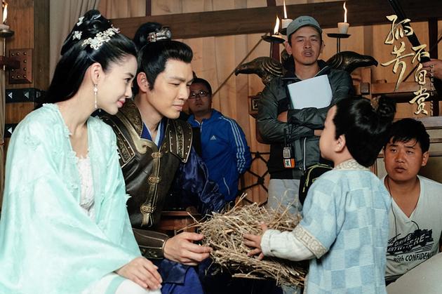 Angela Baby si&ecirc;u nhắng nh&iacute;t tại lễ cưới truyền thống trong &ldquo;C&ocirc; Phương Bất Tự Thưởng&rdquo; - Ảnh 3.