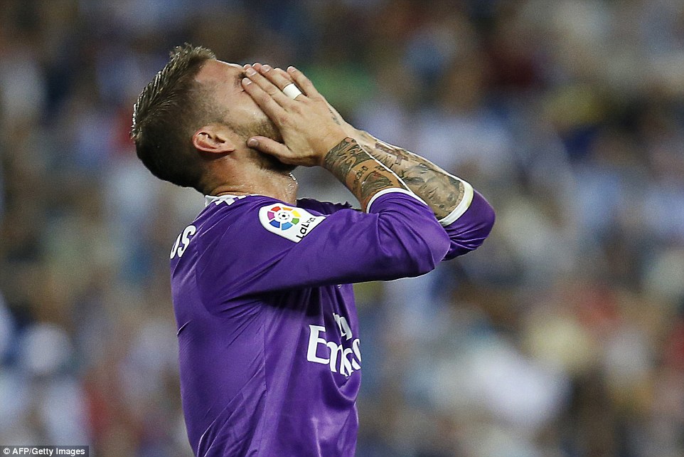 James Rodriguez tỏa sáng, Real Madrid đòi lại ngôi đầu từ tay Barca