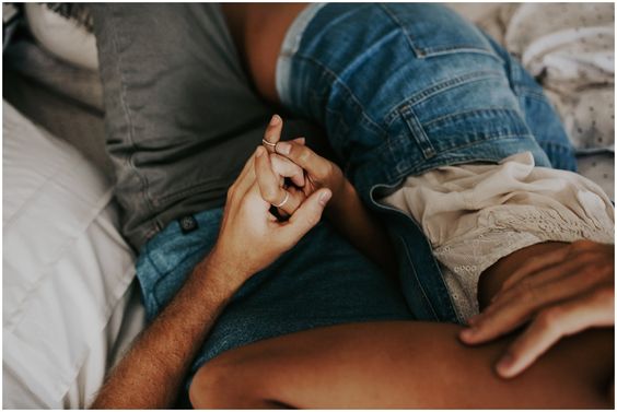 Tình yêu vốn dĩ buồn như thế, lúc nào cũng bất lực trước cô đơn - Ảnh 3.