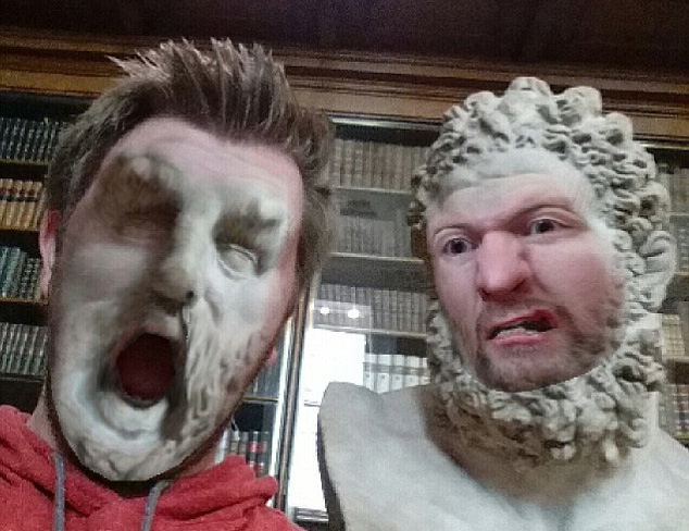 Ho&aacute;n đổi khu&ocirc;n mặt với người kh&aacute;c xưa rồi, thanh ni&ecirc;n n&agrave;y c&ograve;n h&oacute;a th&agrave;nh... danh nh&acirc;n cổ đại - Ảnh 4.